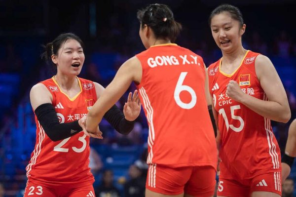卢深策略 世界女排联赛阿灵顿站：中国女排苦战五局险胜多米尼加队